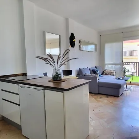 Precioso Estudio Romana *